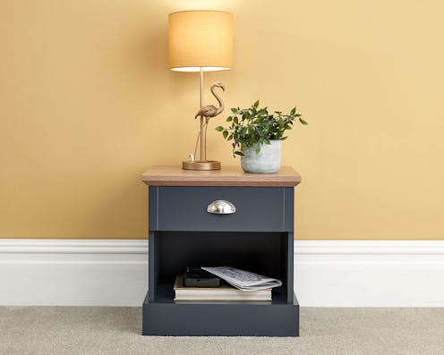 Rapyal Stores Kendal 1 drawer Bedside Table