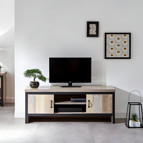 RS Boston 2 Door TV Unit Oak