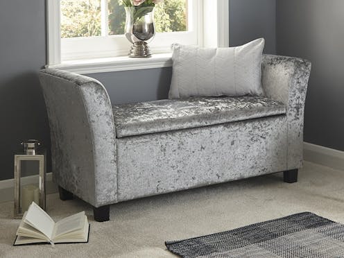 GFW Verona Window Seat